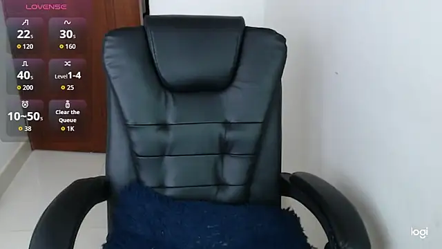 spicey latina online show from April 18, 7:07 pm