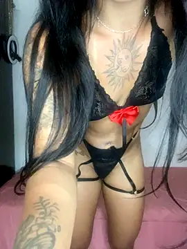 angellhott online show from September 15, 1:33 pm