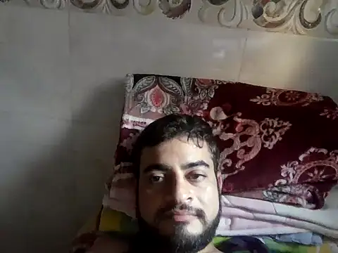 Snapshot of dhamo963 chatting on November 19, 10:15 am dhamo963 online show from November 19, 10:15 am