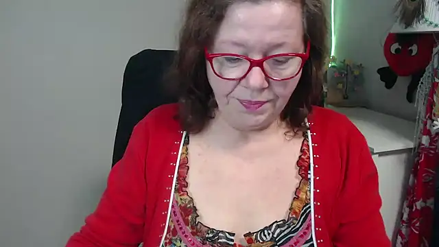 Snapshot of Adelewildx chatting on February 26, 7:09 am Adelewildx online show from February 26, 7:09 am