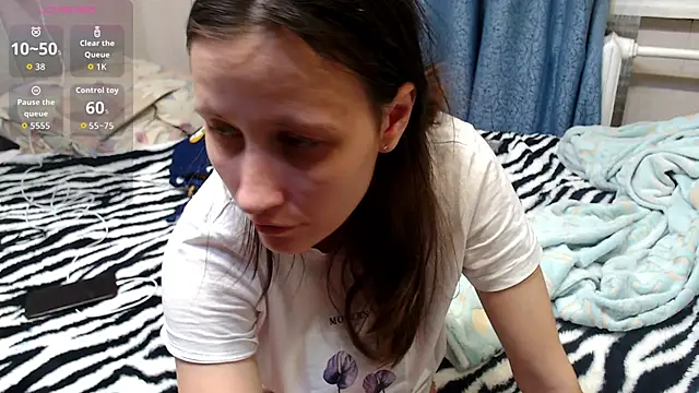 Snapshot of alisacucumber chatting on November 25, 1:22 pm alisacucumber online show from November 25, 1:22 pm