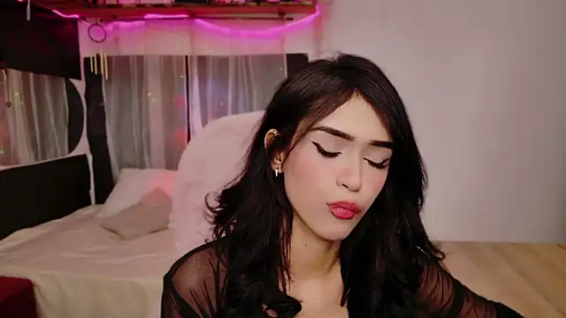 Snapshot of YourKatt chatting on September 13, 2:00 am YourKatt online show from September 13, 2:00 am