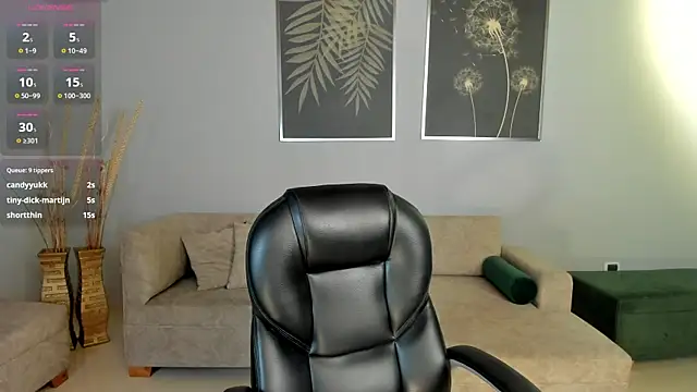 Snapshot of BrennaWalker chatting on January 10, 6:09 am BrennaWalker online show from January 10, 6:09 am