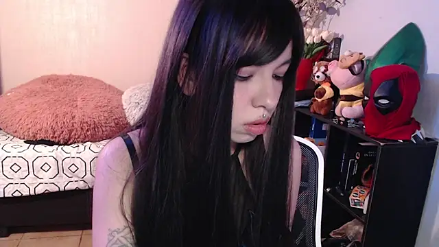 Snapshot of babyakem chatting on October 22, 4:02 am babyakem online show from October 22, 4:02 am