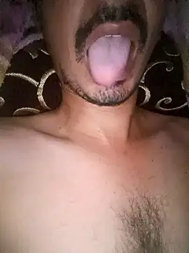 dreamtoungelick69 online show from October 22, 1:17 am