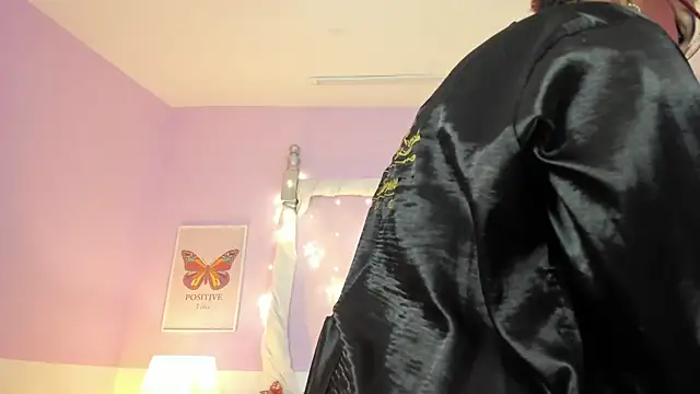 Snapshot of DakotaSexShow chatting on January 31, 2:26 am DakotaSexShow online show from January 31, 2:26 am