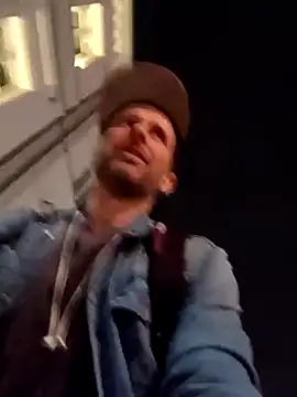 Snapshot of FireFox_Feel chatting on March 11, 11:26 pm FireFox Feel online show from March 11, 11:26 pm