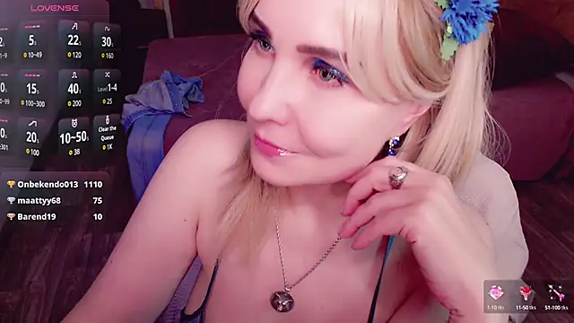Snapshot of _unique_cam_ chatting on March 15, 5:04 pm unique cam online show from March 15, 5:04 pm