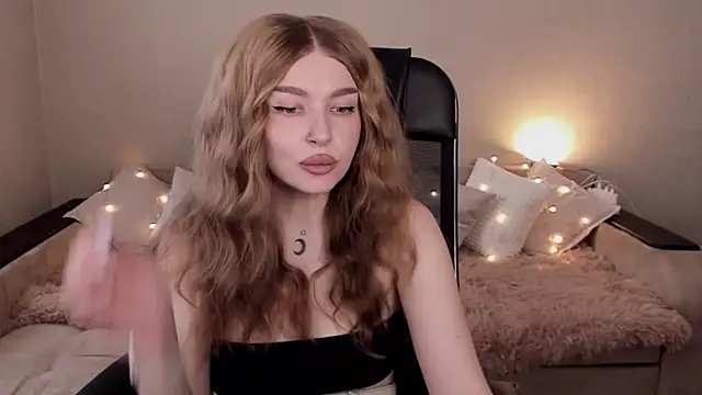 Snapshot of ViolettaLopez chatting on February 12, 11:29 am ViolettaLopez online show from February 12, 11:29 am