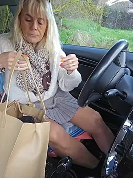 Nathotsexy1 online show from February 19, 8:54 am