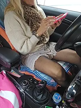 Nathotsexy1 online show from March 5, 8:43 am