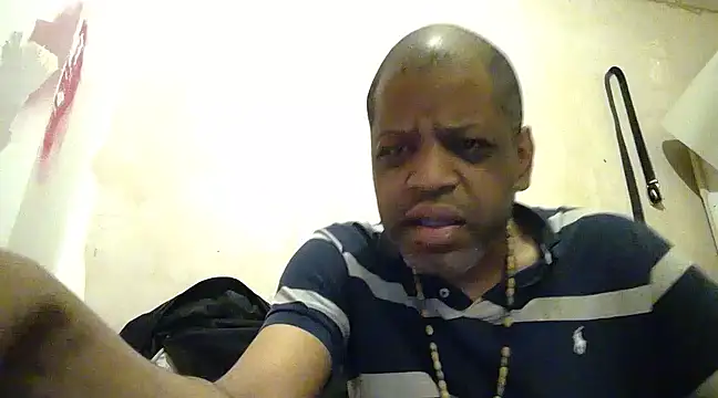 alfiebrown007 online show from March 13, 5:54 am