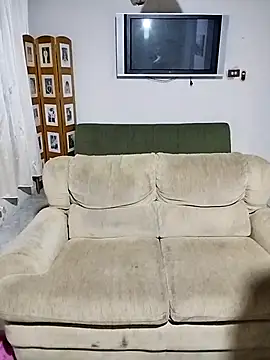 Snapshot of roman_and_jessie chatting on March 12, 6:07 am roman and jessie online show from March 12, 6:07 am