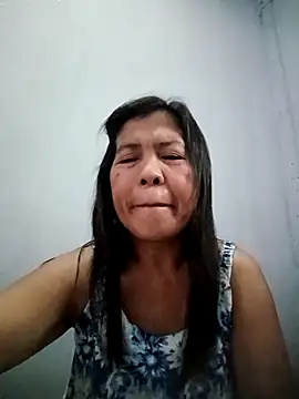 Snapshot of TropicalFlower chatting on December 18, 3:01 am TropicalFlower online show from December 18, 3:01 am