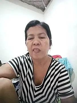 Snapshot of TropicalFlower chatting on February 6, 3:22 am TropicalFlower online show from February 6, 3:22 am