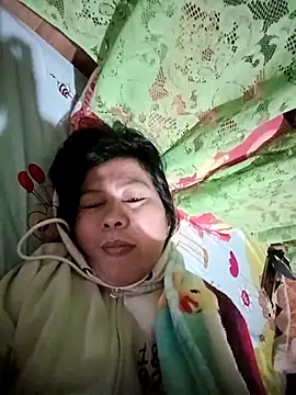 Snapshot of TropicalFlower chatting on February 13, 9:00 pm TropicalFlower online show from February 13, 9:00 pm