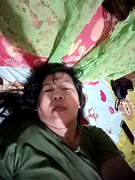 Snapshot of TropicalFlower chatting on February 14, 10:17 pm TropicalFlower online show from February 14, 10:17 pm