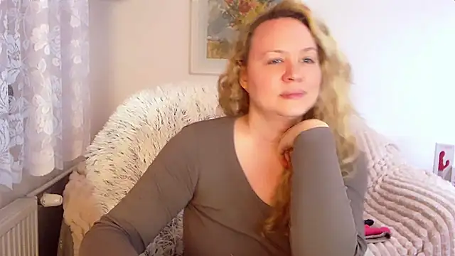 Sarah4you online show from January 27, 9:44 pm