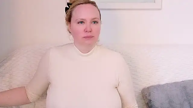 Sarah4you online show from January 11, 2:33 pm