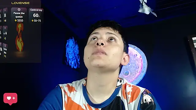 girl intense444 online show from September 17, 1:02 pm