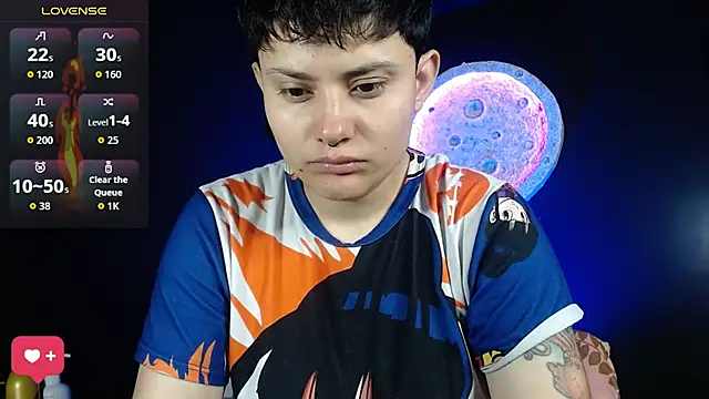 girl intense444 online show from September 18, 1:02 pm