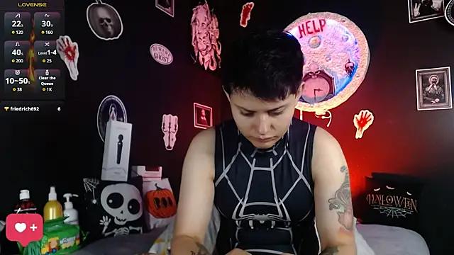 girl intense444 online show from October 17, 12:52 pm