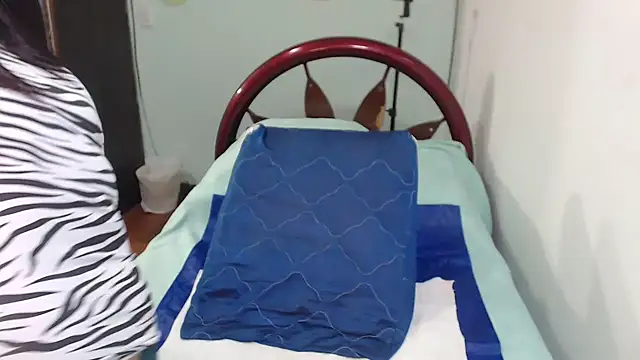 sexytitshot126 online show from February 12, 12:38 am