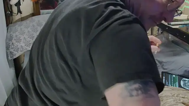 Snapshot of sex4fun_21 chatting on January 17, 6:33 pm sex4fun 21 online show from January 17, 6:33 pm