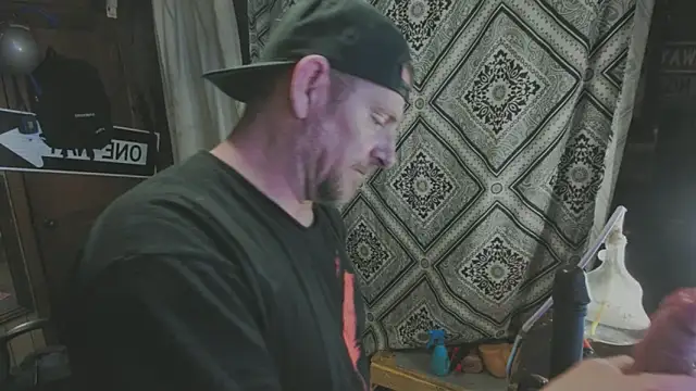 Snapshot of sex4fun_21 chatting on November 1, 12:18 pm sex4fun 21 online show from November 1, 12:18 pm