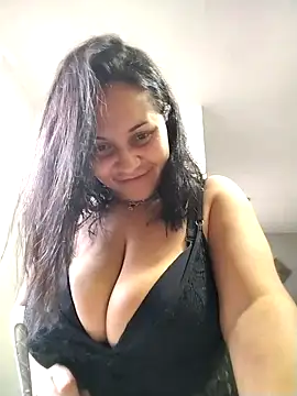 Snapshot of sharon_1 chatting on October 19, 9:37 pm sharon 1 online show from October 19, 9:37 pm