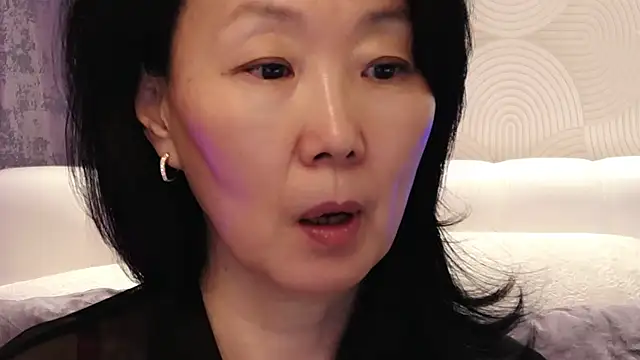 Asian legs online show from January 23, 3:22 pm