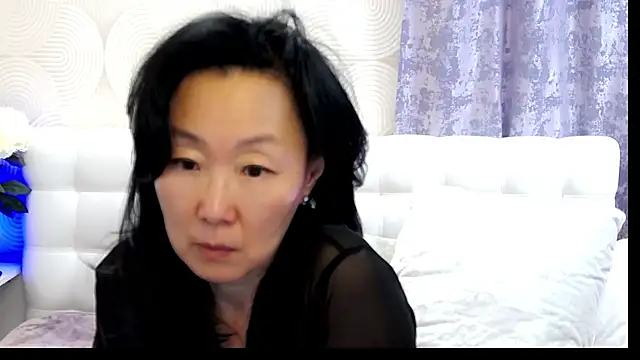 Asian legs online show from February 7, 12:28 pm