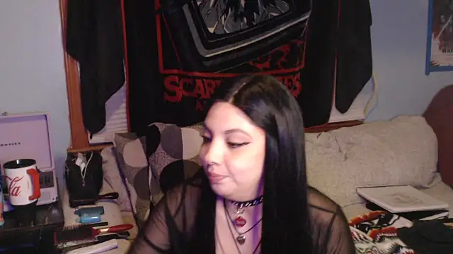 Snapshot of NativeNymph chatting on October 6, 3:59 am NativeNymph online show from October 6, 3:59 am