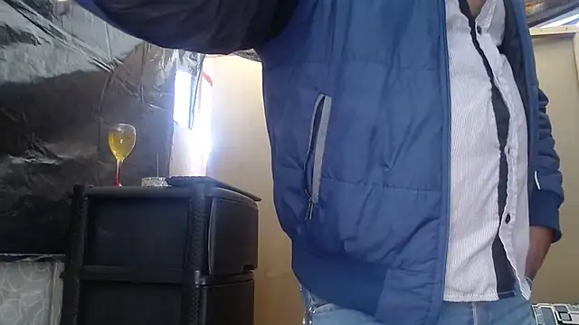 Snapshot of hardrock982 chatting on February 3, 1:30 pm hardrock982 online show from February 3, 1:30 pm