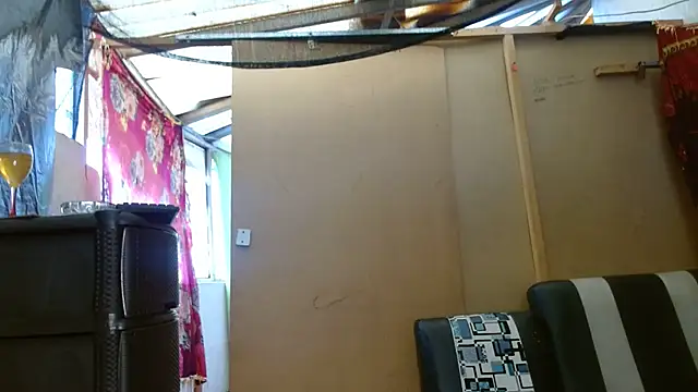 Snapshot of hardrock982 chatting on February 5, 1:22 pm hardrock982 online show from February 5, 1:22 pm