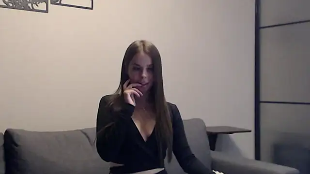 Snapshot of Melanie_Scott_Richerds chatting on September 25, 9:07 pm Melanie Scott Richerds online show from September 25, 9:07 pm