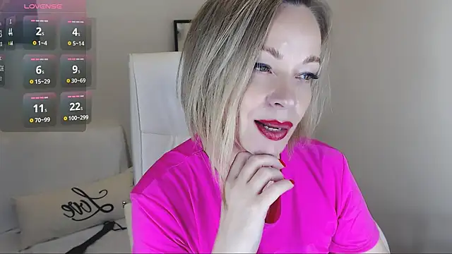 Tilly Eliot online show from January 10, 3:58 pm