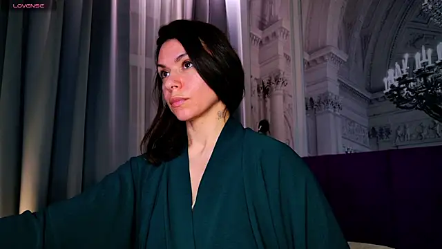 Snapshot of SofiaFoster_ chatting on December 29, 2:00 pm SofiaFoster online show from December 29, 2:00 pm