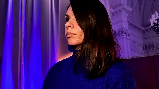 Snapshot of SofiaFoster_ chatting on February 5, 3:20 pm SofiaFoster online show from February 5, 3:20 pm