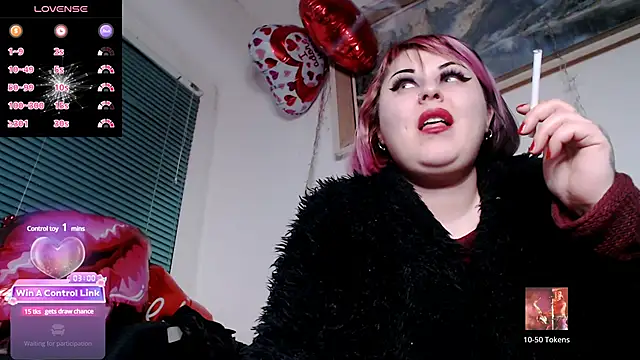 Snapshot of Psychobitch7 chatting on February 22, 9:04 pm Psychobitch7 online show from February 22, 9:04 pm