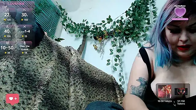 Snapshot of Psychobitch7 chatting on November 9, 8:40 pm Psychobitch7 online show from November 9, 8:40 pm