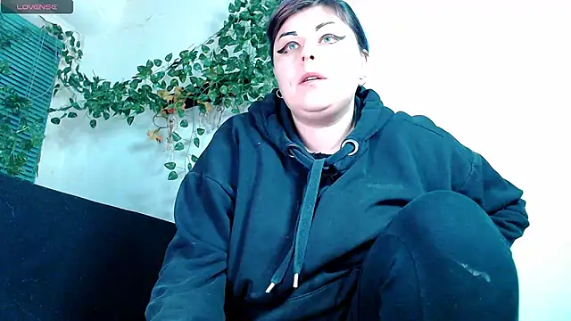 Snapshot of Psychobitch7 chatting on November 23, 5:57 pm Psychobitch7 online show from November 23, 5:57 pm