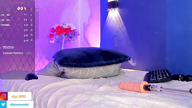 alysson 18 online show from March 14, 4:19 pm