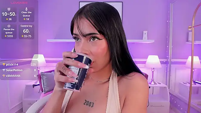 MaddyWattson online show from December 17, 6:53 pm