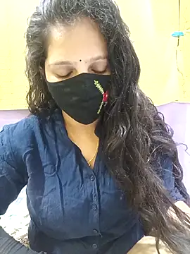 Rising Smiler online show from November 25, 6:08 pm