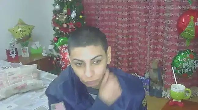 Snapshot of hotSANDRA_STARR chatting on December 21, 5:36 am hotSANDRA STARR online show from December 21, 5:36 am