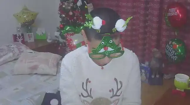 Snapshot of hotSANDRA_STARR chatting on December 23, 5:11 pm hotSANDRA STARR online show from December 23, 5:11 pm