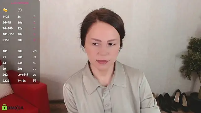 Snapshot of VickyGolden chatting on October 29, 5:31 am VickyGolden online show from October 29, 5:31 am