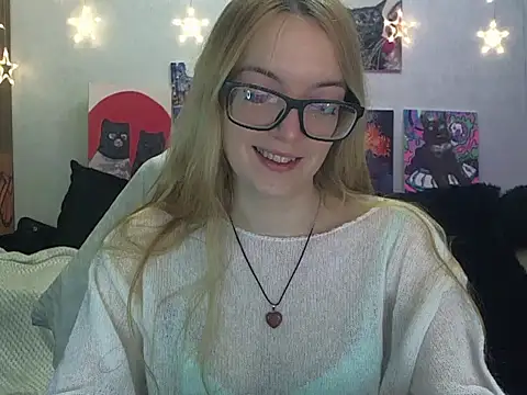 SecretSophia online show from December 20, 10:17 pm