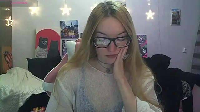 SecretSophia online show from January 6, 2:04 am